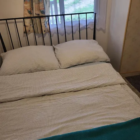 Nad Jeziorem Feriehus Dąbrówno