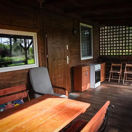 Nad Jeziorem Feriehus Dąbrówno