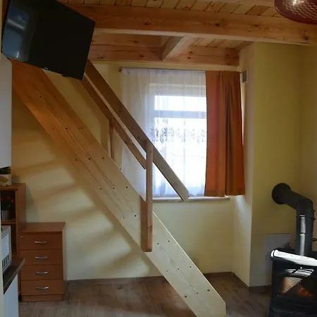 Nad Jeziorem Dąbrówno