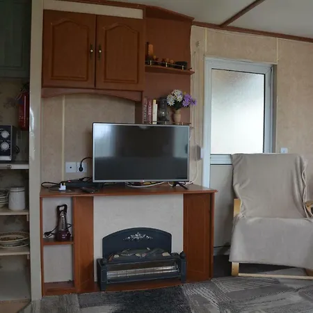 Nad Jeziorem Feriehus Dąbrówno