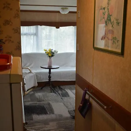 Nad Jeziorem Holiday home *