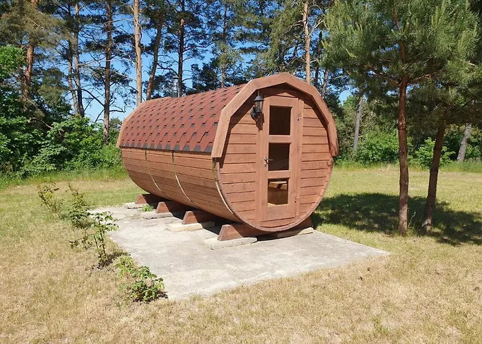 Nad Jeziorem Дом отдыха *